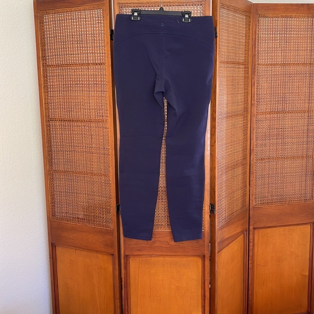 Lululemon Wander Pant - Picture 8 of 10